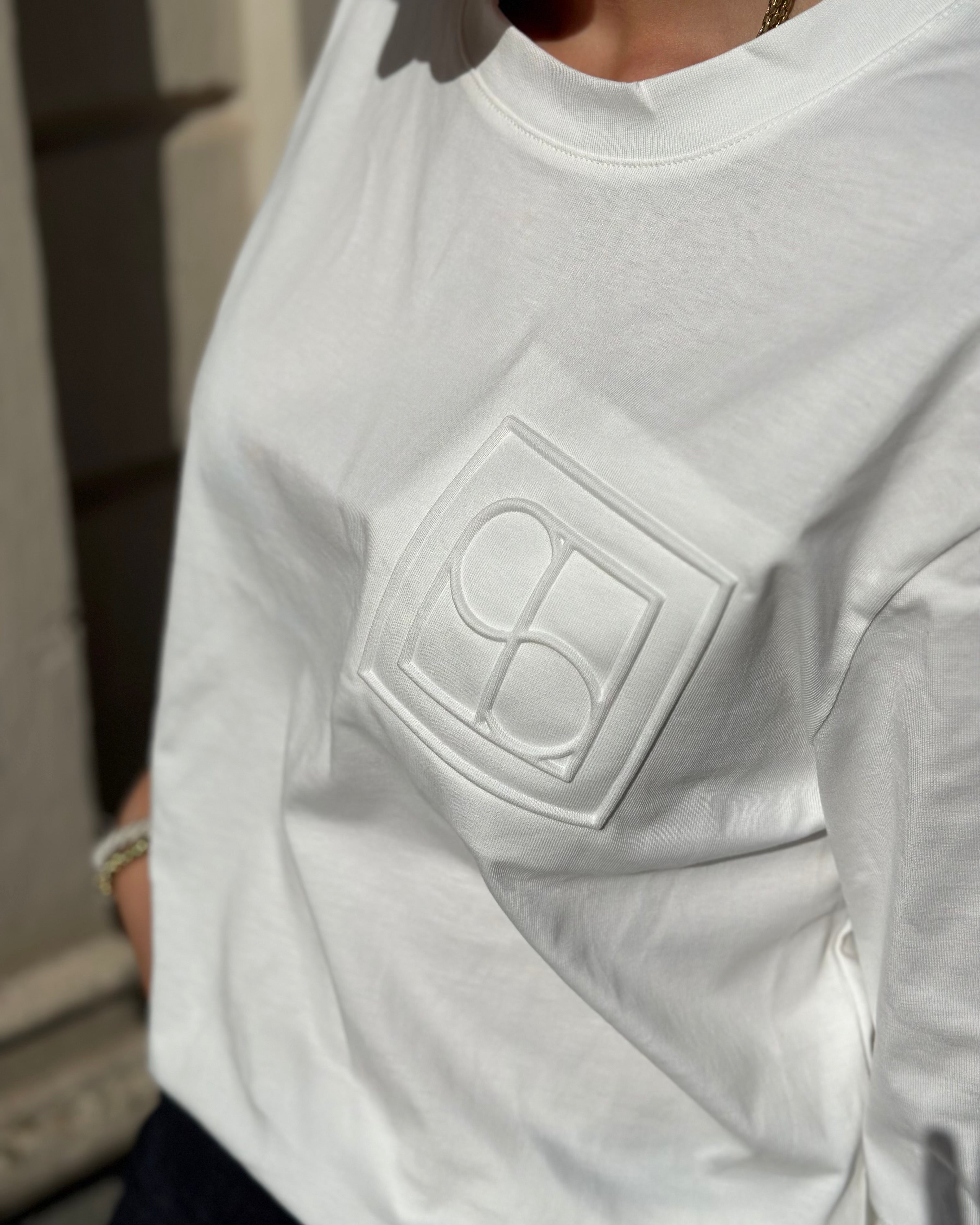 SOAKED - JINA LOGO TEE - BROKEN WHITE