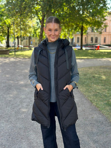 JDY - SKYLAR LIFE HOOD WAISTCOAT - BLACK