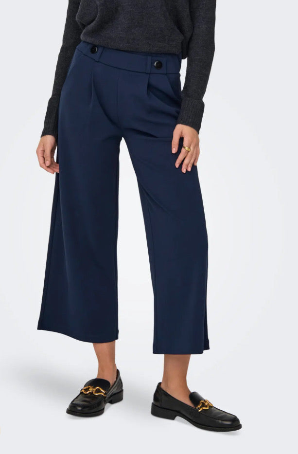 JDY - GEGGO NEW ANCLE PANTS - BLACK IRIS/ BLACK BUT