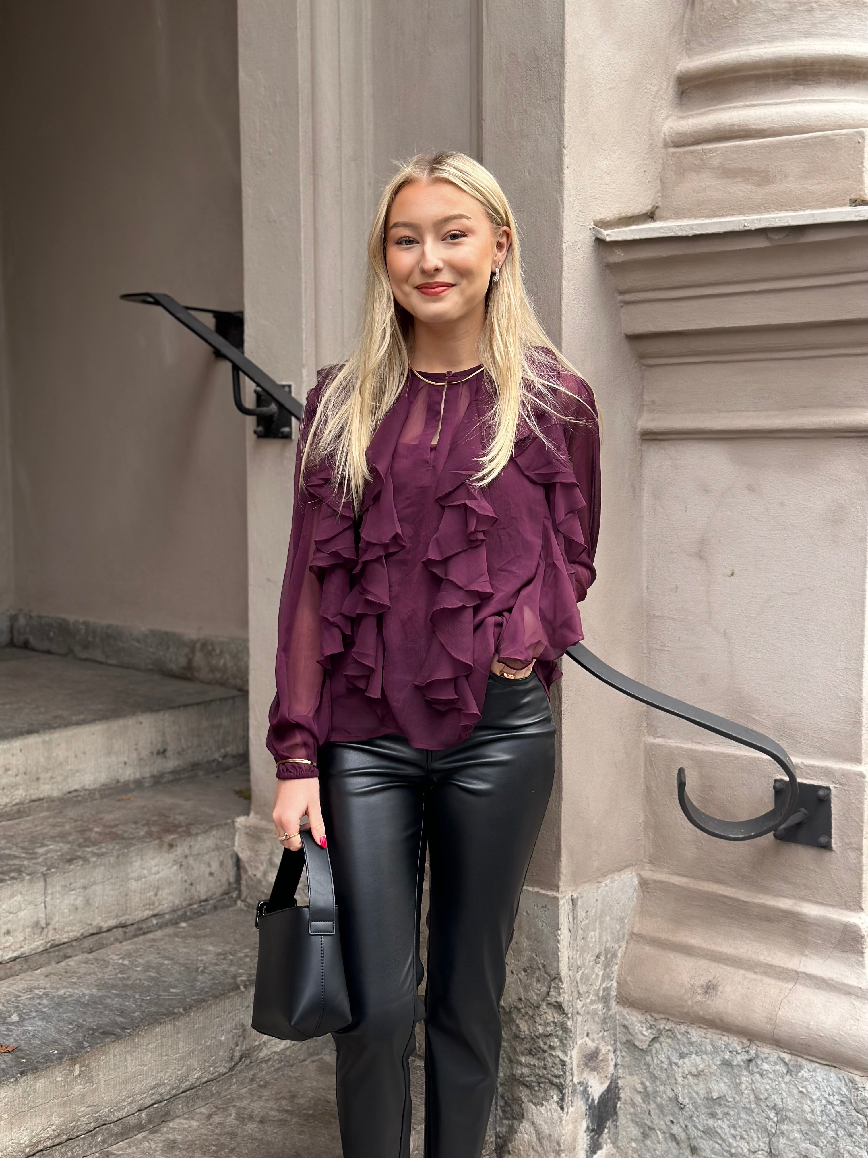 SOAKED - HARIETTA FRILL BLOUSE - WINETASTING