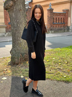 Ladda upp bild till gallerivisning, PIECES - MAGGY LS KNIT DRESS - BLACK
