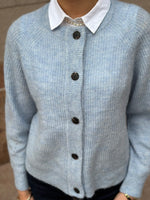 Ladda upp bild till gallerivisning, SELECTED FEMME - LULU SHORT CARDIGAN - CASHMERE BLUE/MELANGE
