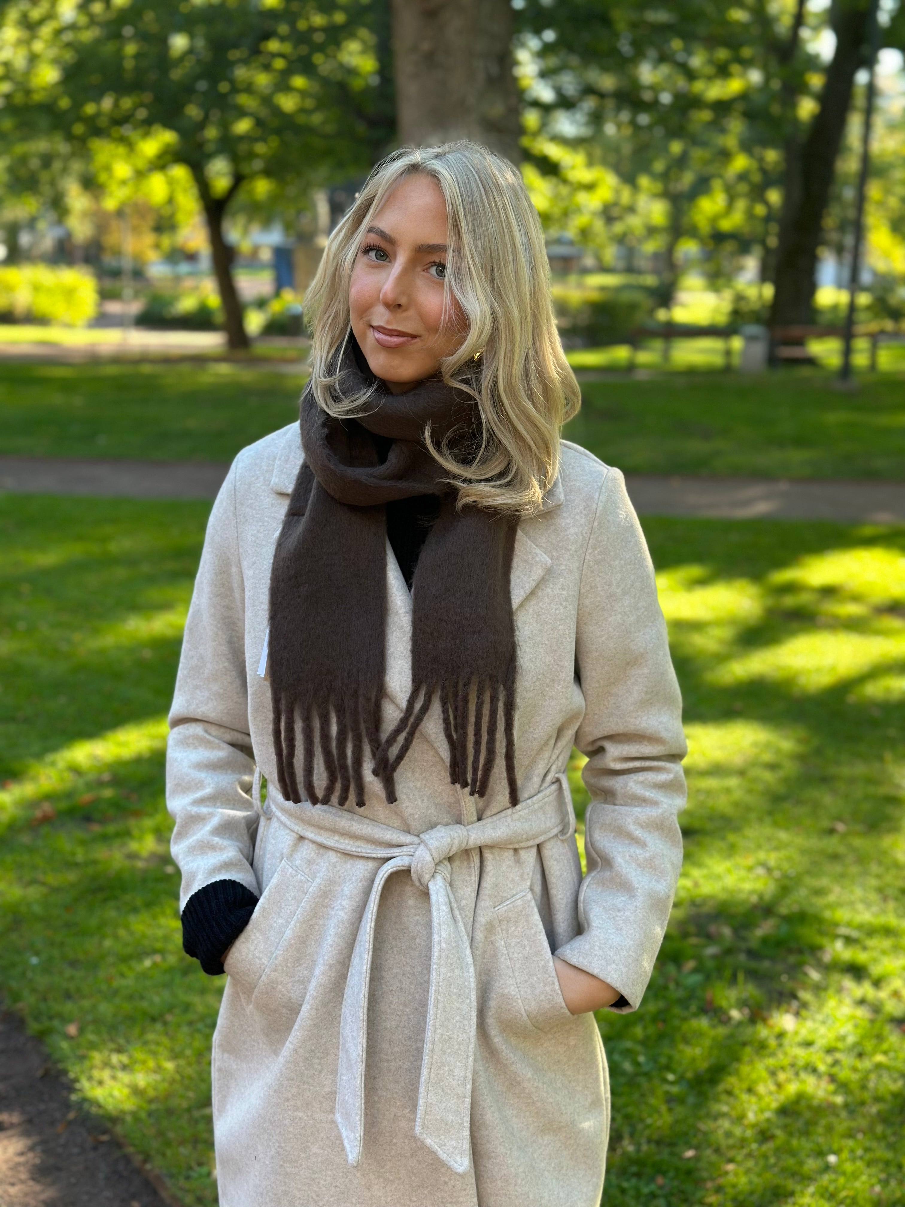 PIECES - JINNY NARROW SCARF - HOT FUDGE