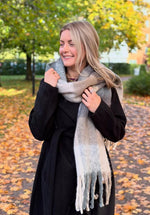 Ladda upp bild till gallerivisning, VEROMODA - IVY LEAGUE SCARF - BALSAM GREEN/BIRCH/LAUR
