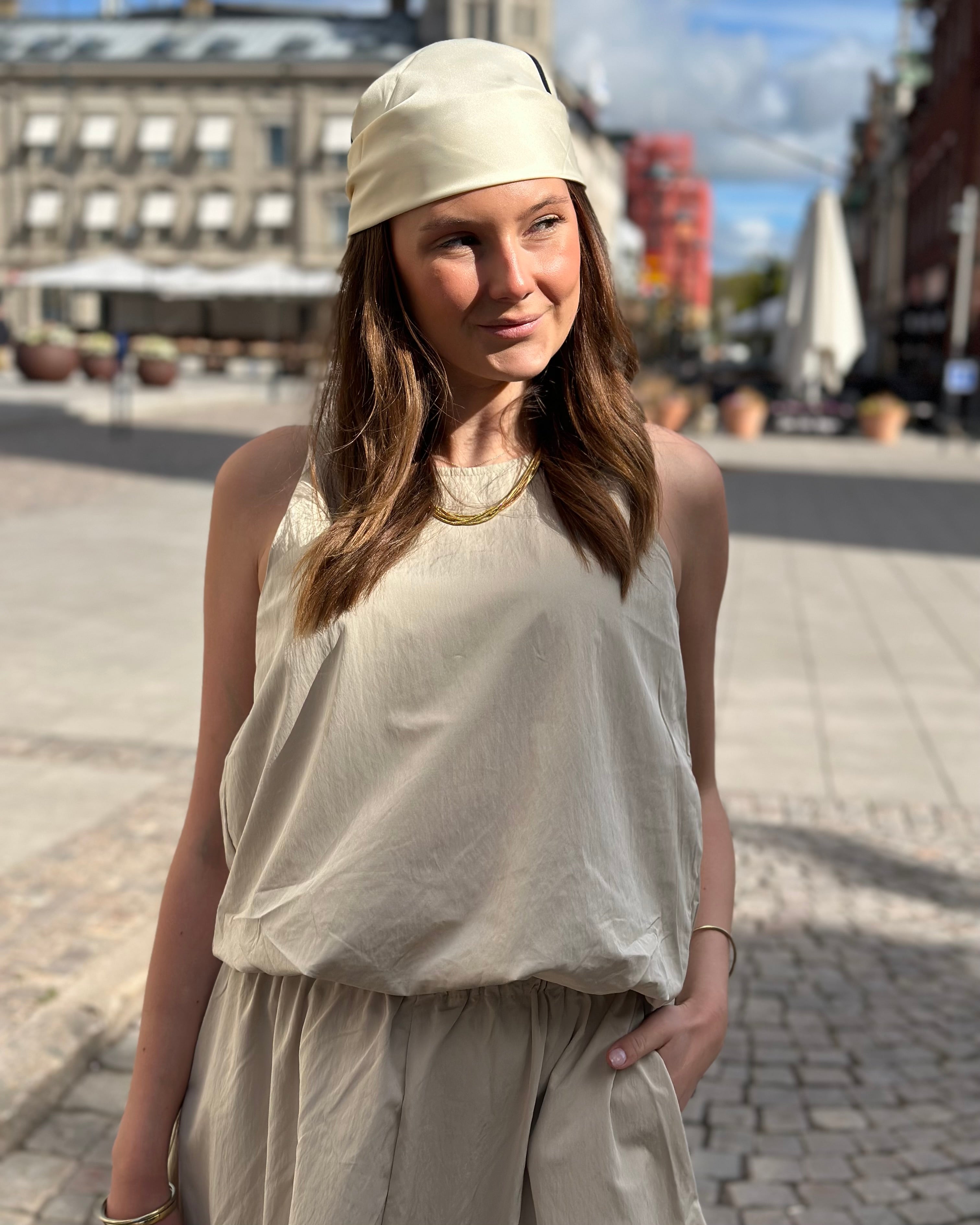 LEVETÉ - LEA TOP - BEIGE
