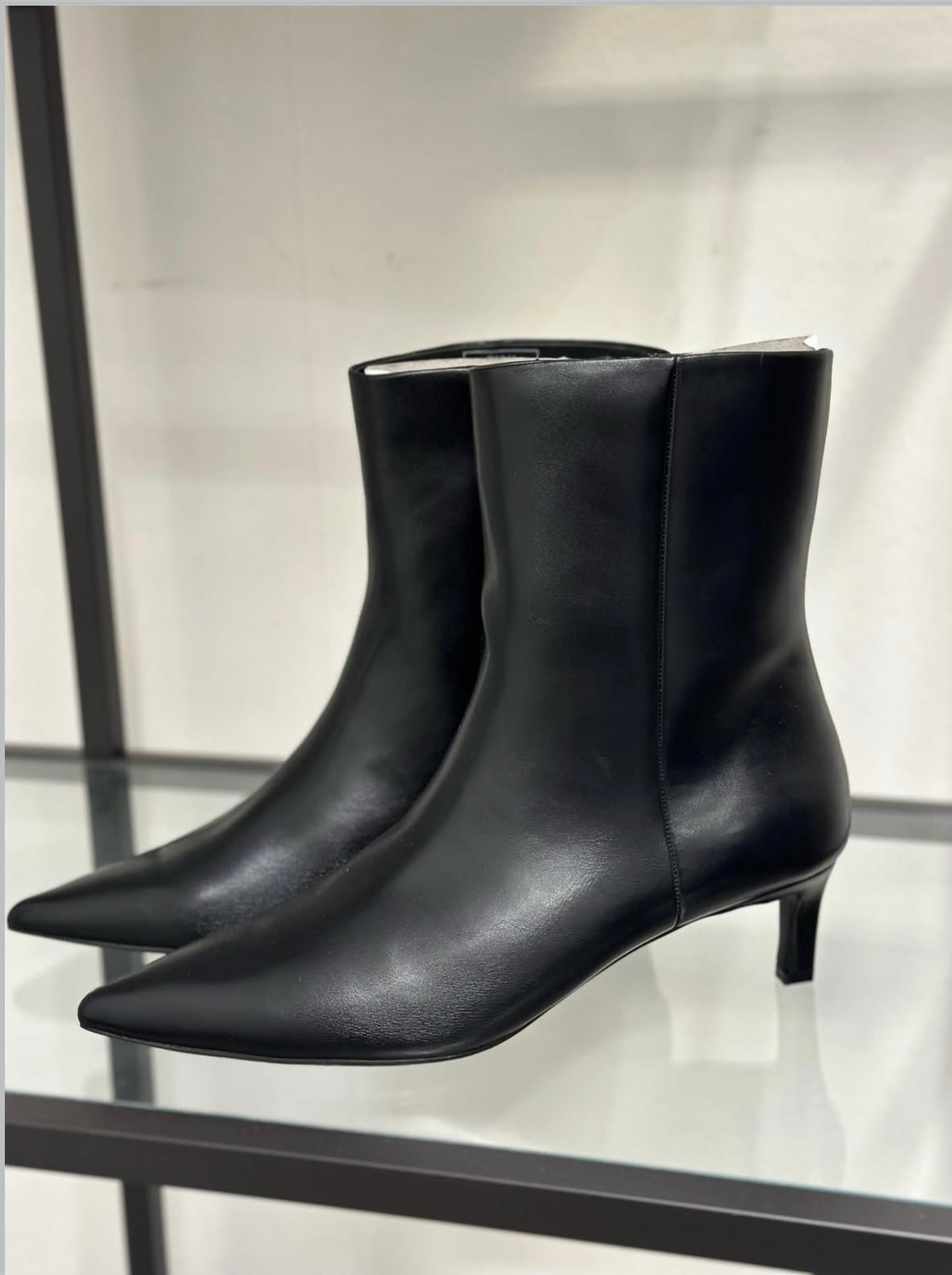 ONLY - BRIXTON-2 SHORT BOOT - BLACK