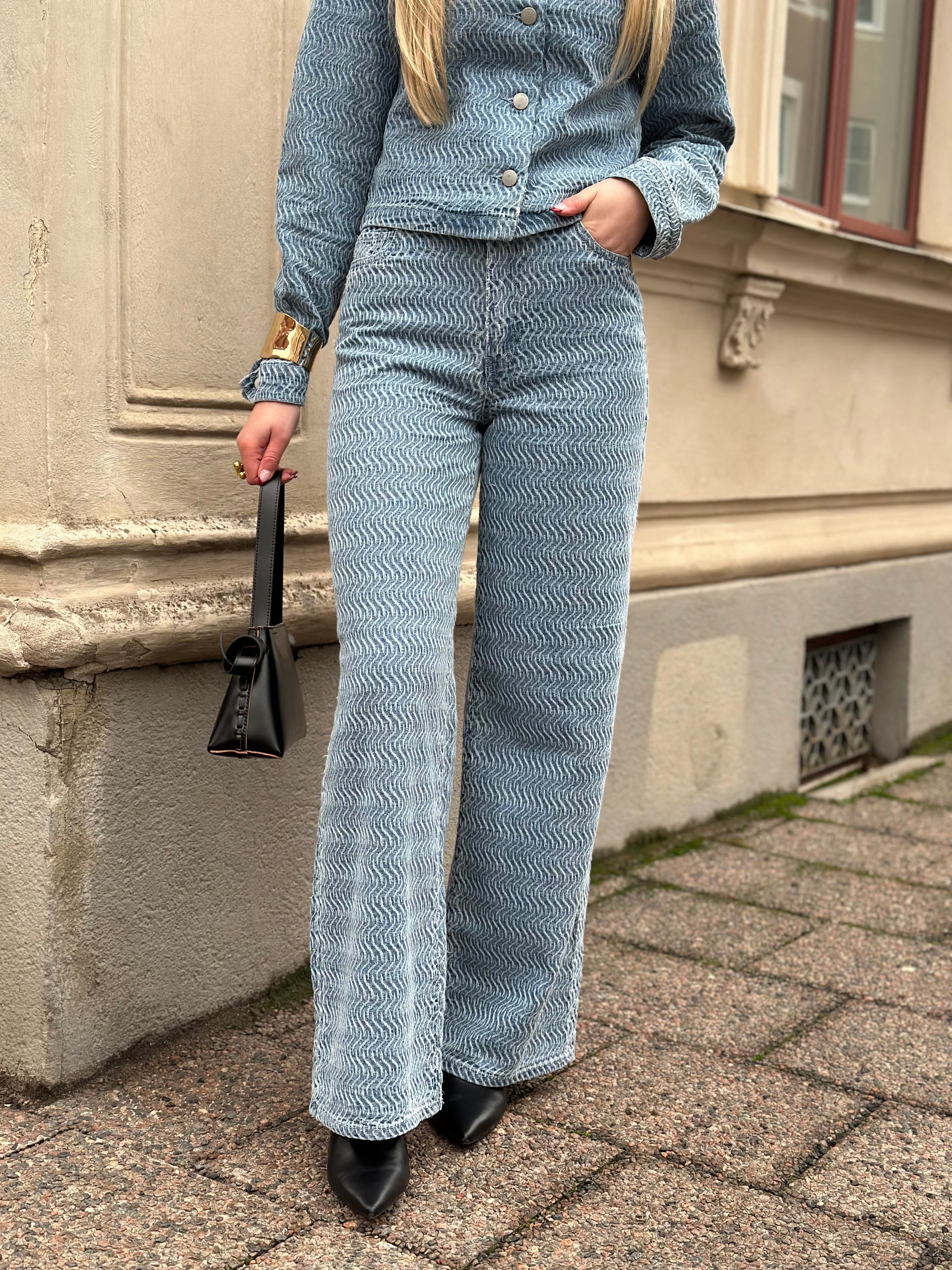 JDY - NICO STRUKTURE HW WIDE JEANS - LIGHT BLUE DENIM