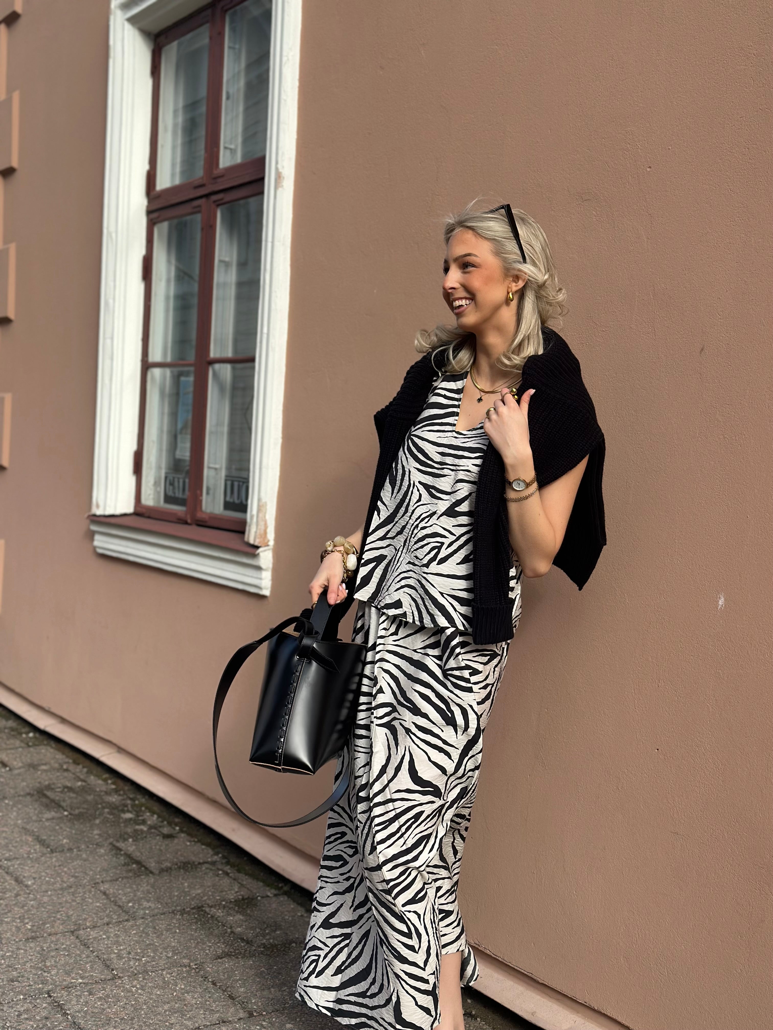 VEROMODA JOSIE VOLUME ANKLE SKIRT - PUMICE STORNE/BEA