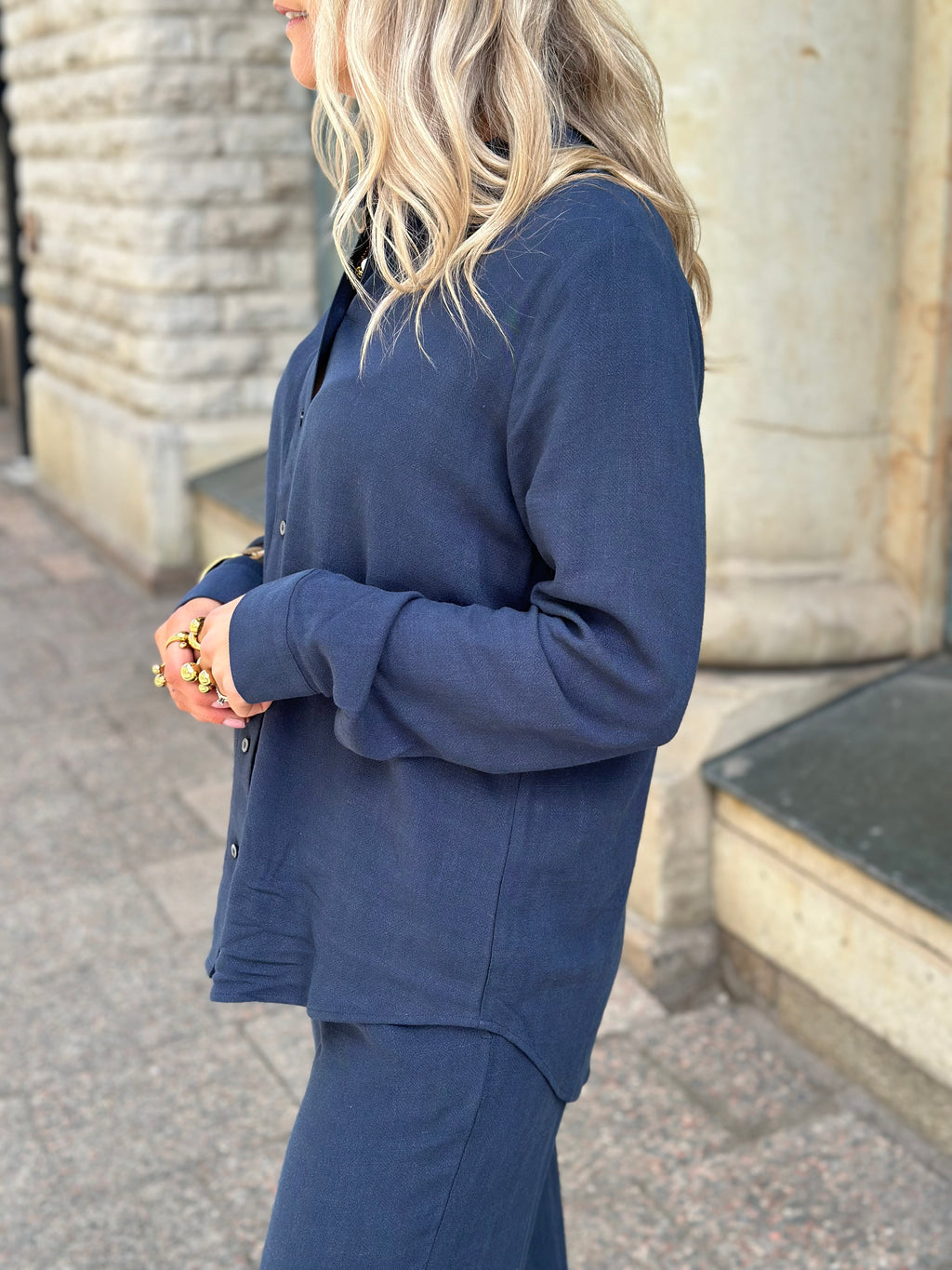 SELECTED FEMME - VIVA LS SUN SHIRT - DARK SAPPHIRE