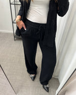 Ladda upp bild till gallerivisning, SELECTED FEMME - VIVA-GULIA HW LONG SUN PANT - BLACK
