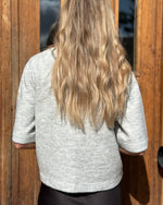 Ladda upp bild till gallerivisning, ONLY - CAMILLA S/S CARDIGAN KNIT - LIGHT GREY MELANGE
