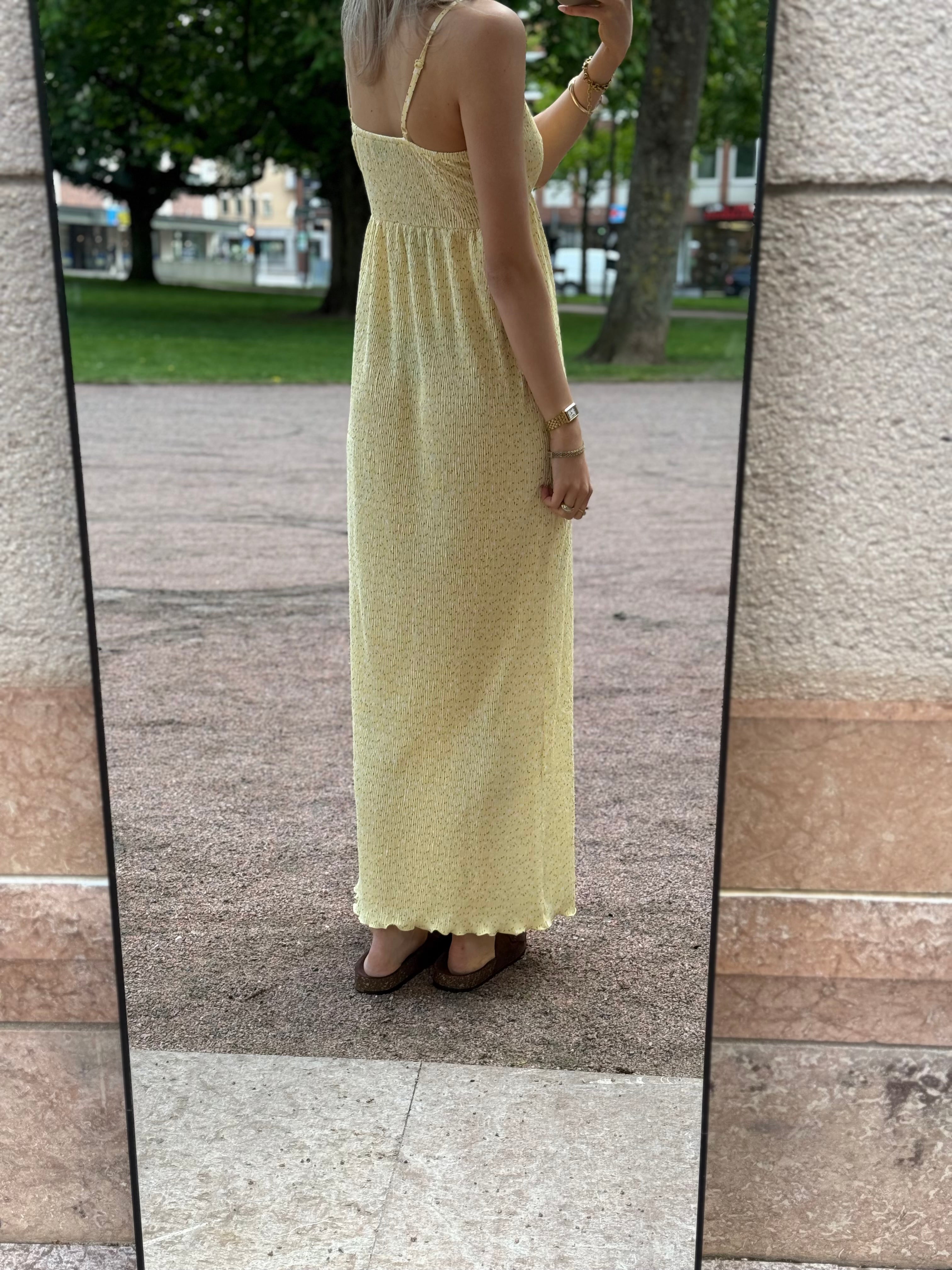 PIECES - FLORA SL STRAP DRESS - FRENCH VANILLA/SMALL WHITE