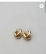 Ladda upp bild till gallerivisning, BOW19 DETAILS - KNOT EARRINGS - GOLD
