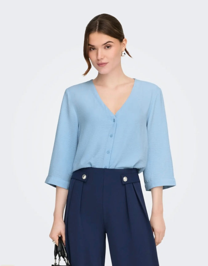 JDY - LION LIFE CAPOTE 3/4 SHIRT - POWDER BLUE