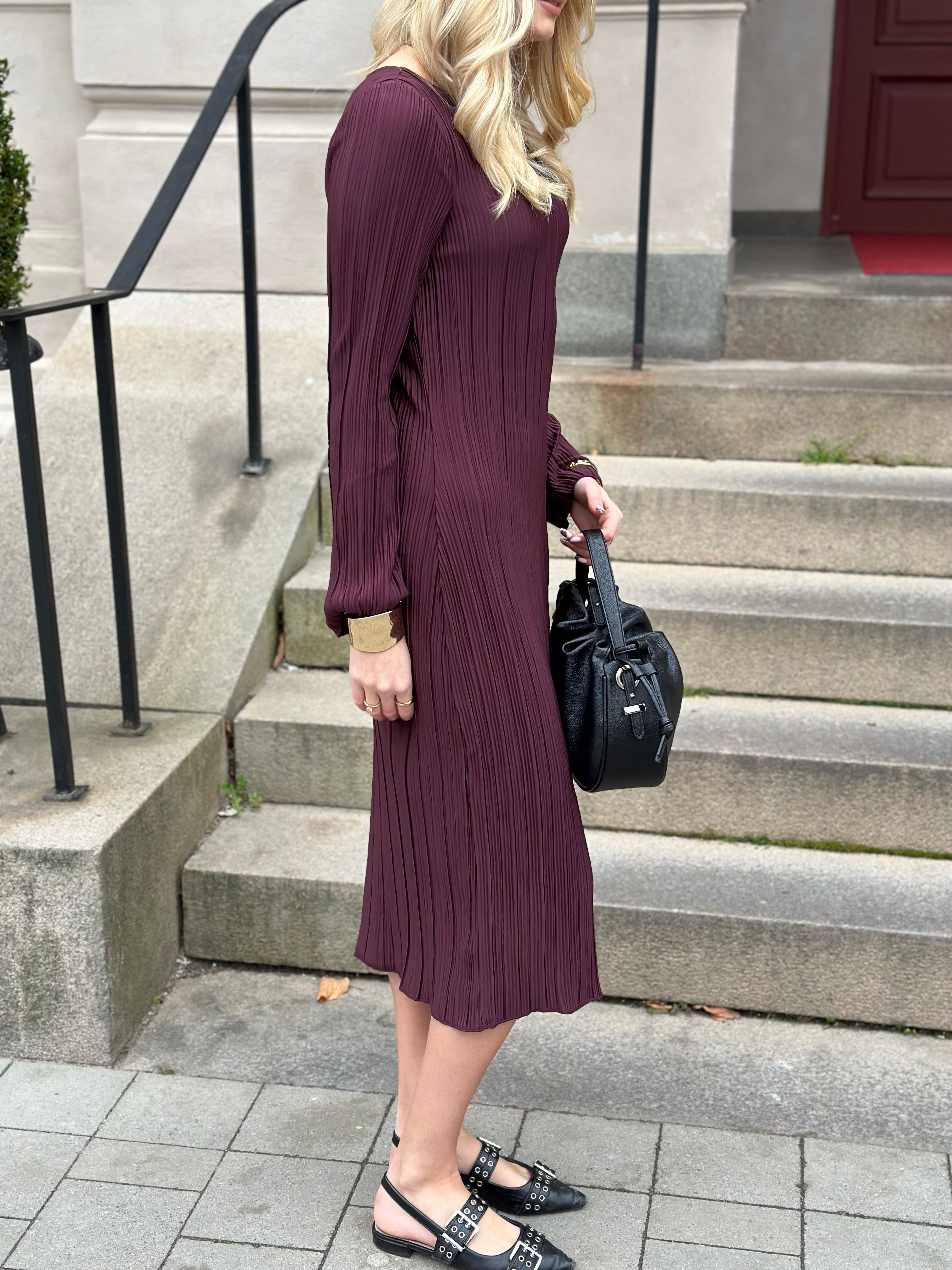 ONLY - PERY L/S LONG DRESS BOST NECK - WINETAISTING