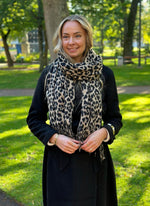 Ladda upp bild till gallerivisning, PIECES - LONG SCARF - TOASTED COCONUT/LEO
