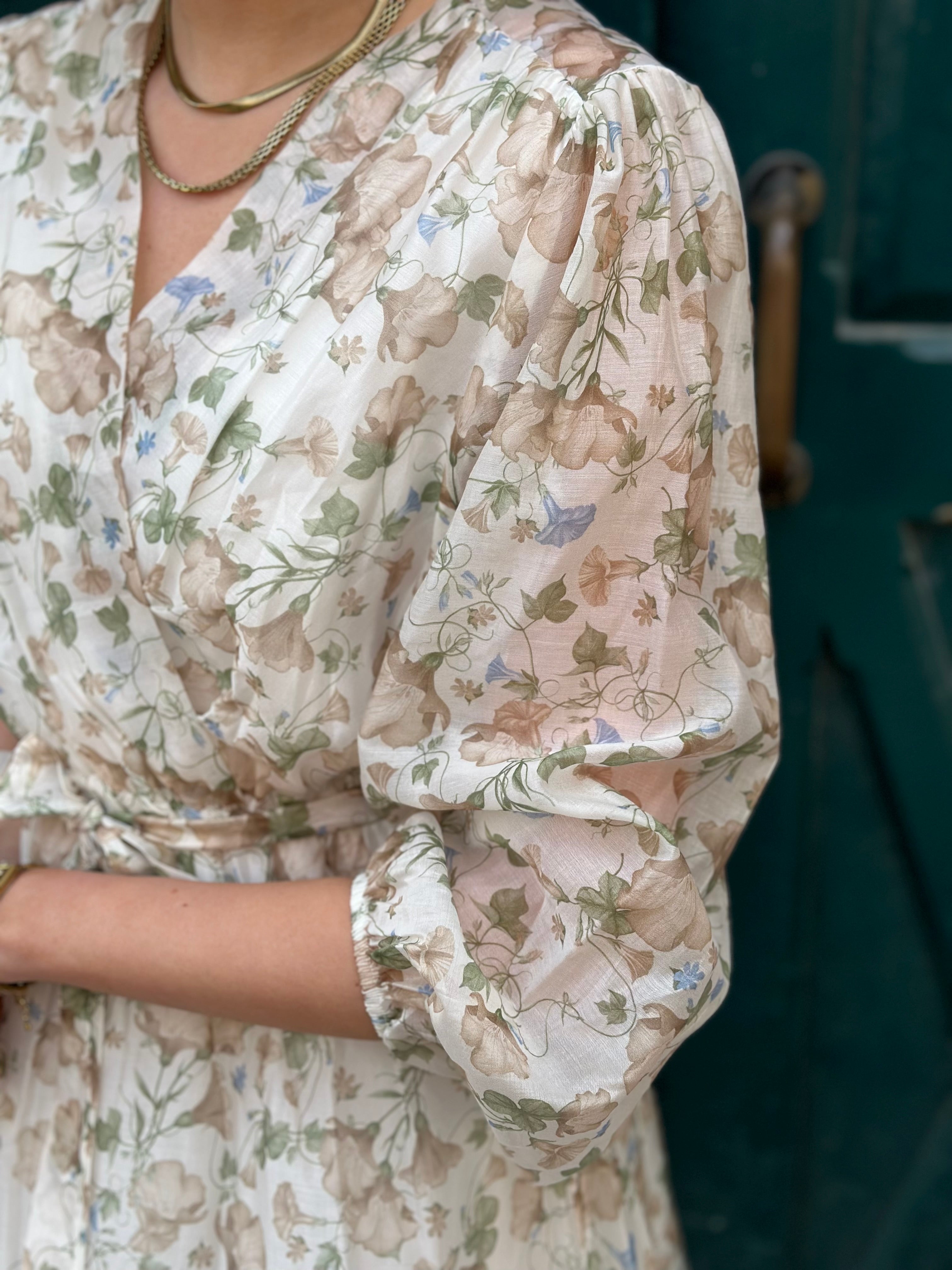 JÖRLEVIK - FLOWER DRESS - BEIGE