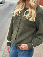 Ladda upp bild till gallerivisning, SELECTED FEMME - LULU SHORT CARDIGAN - KALAMATA/MELANGE
