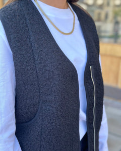 LEVETÉ ROOM - NISSA VEST - BLACK