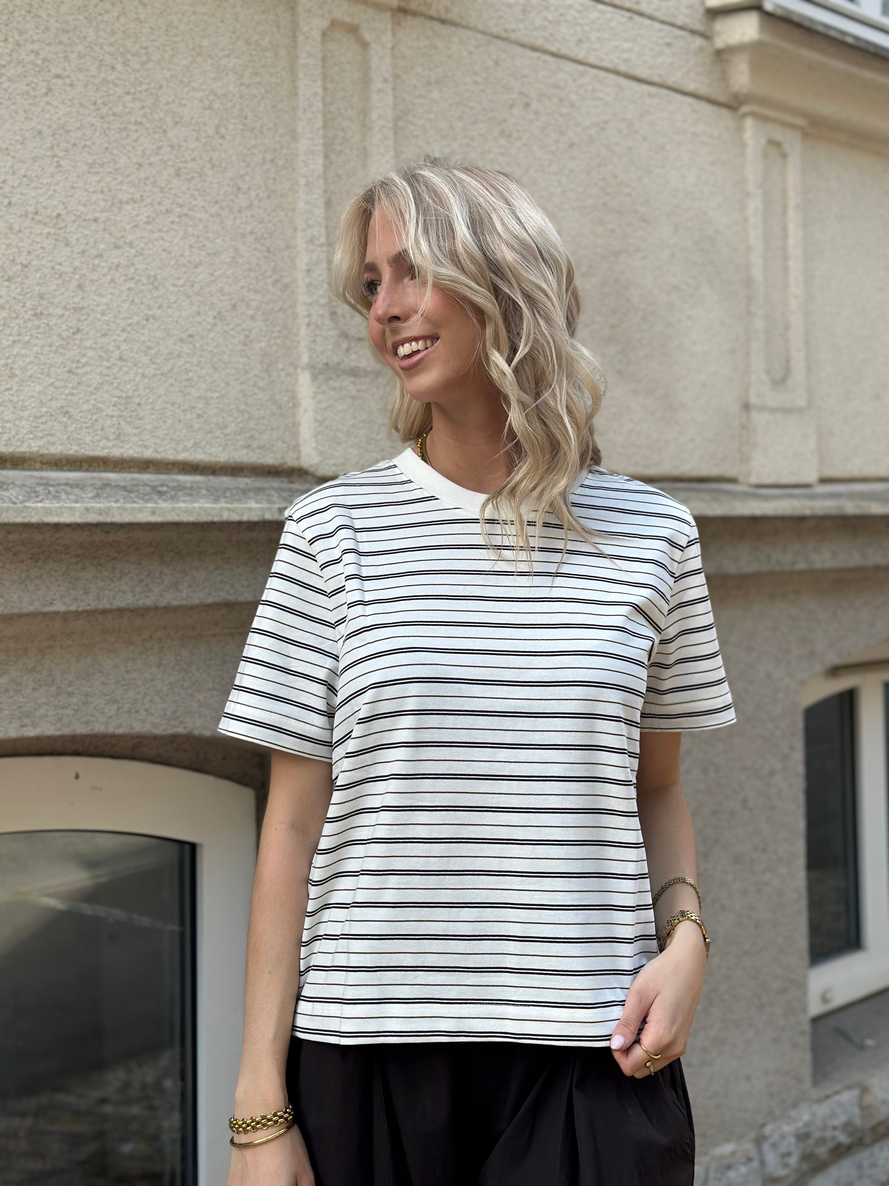 SELECTED FEMME - ESSENTIAL SS BOXY TEE -DELICIOSO MULTI STRIPES