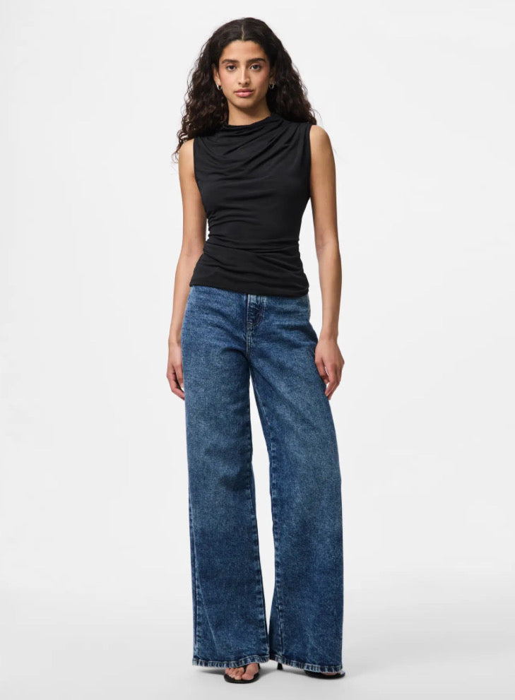 PIECES - MADISON SL DRAPED TOP - BLACK