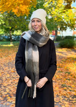 Ladda upp bild till gallerivisning, VEROMODA - IVY LEAGUE SCARF - BALSAM GREEN/BIRCH/LAUR

