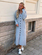 Ladda upp bild till gallerivisning, VEROMODA - NINNA LS V-NECK KNIT DRESS - DARK GREY MELANGE
