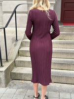 Ladda upp bild till gallerivisning, ONLY - PERY L/S LONG DRESS BOST NECK - WINETAISTING
