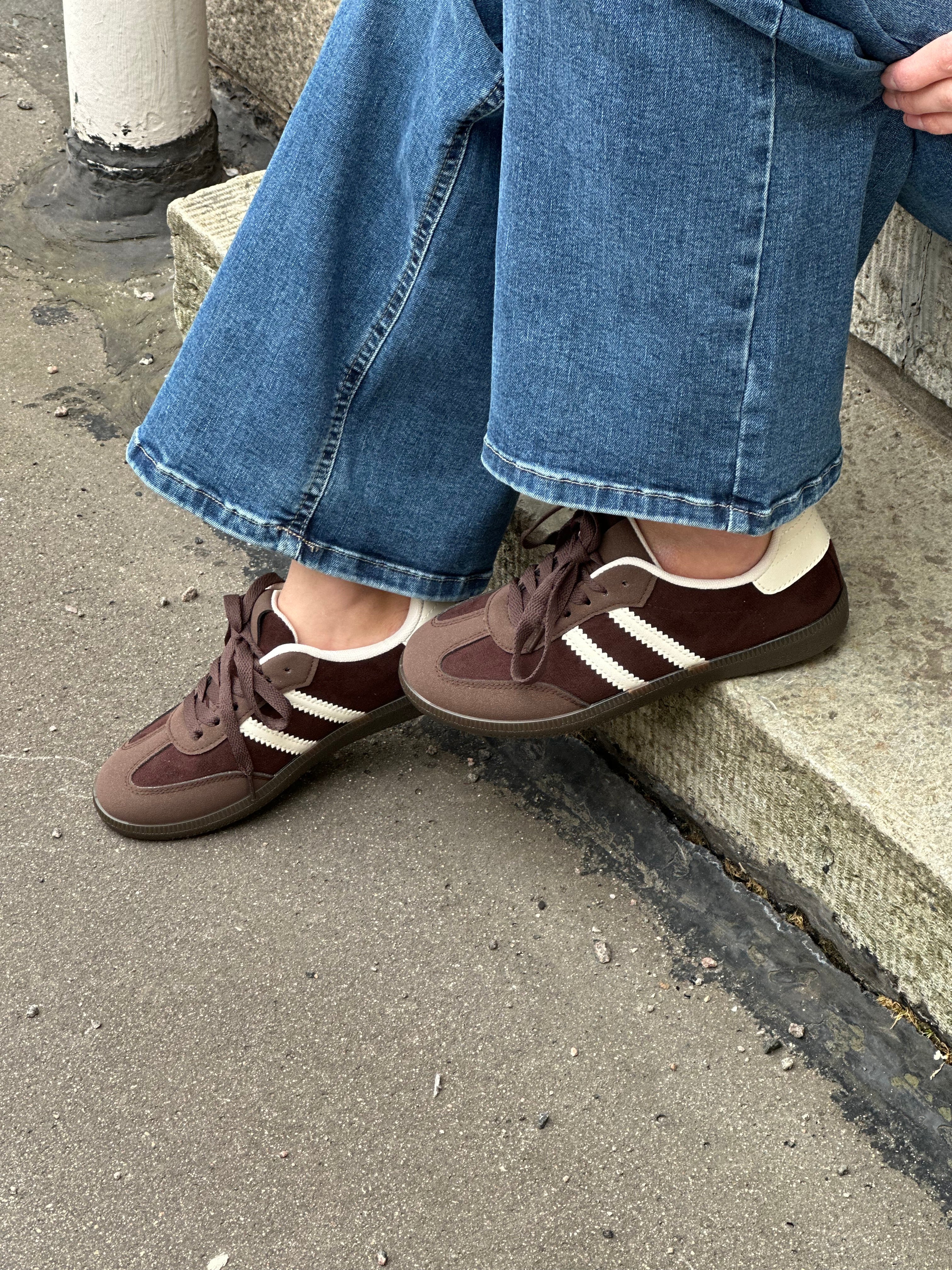 MARTA - SNEAKERS A-108 - BROWN