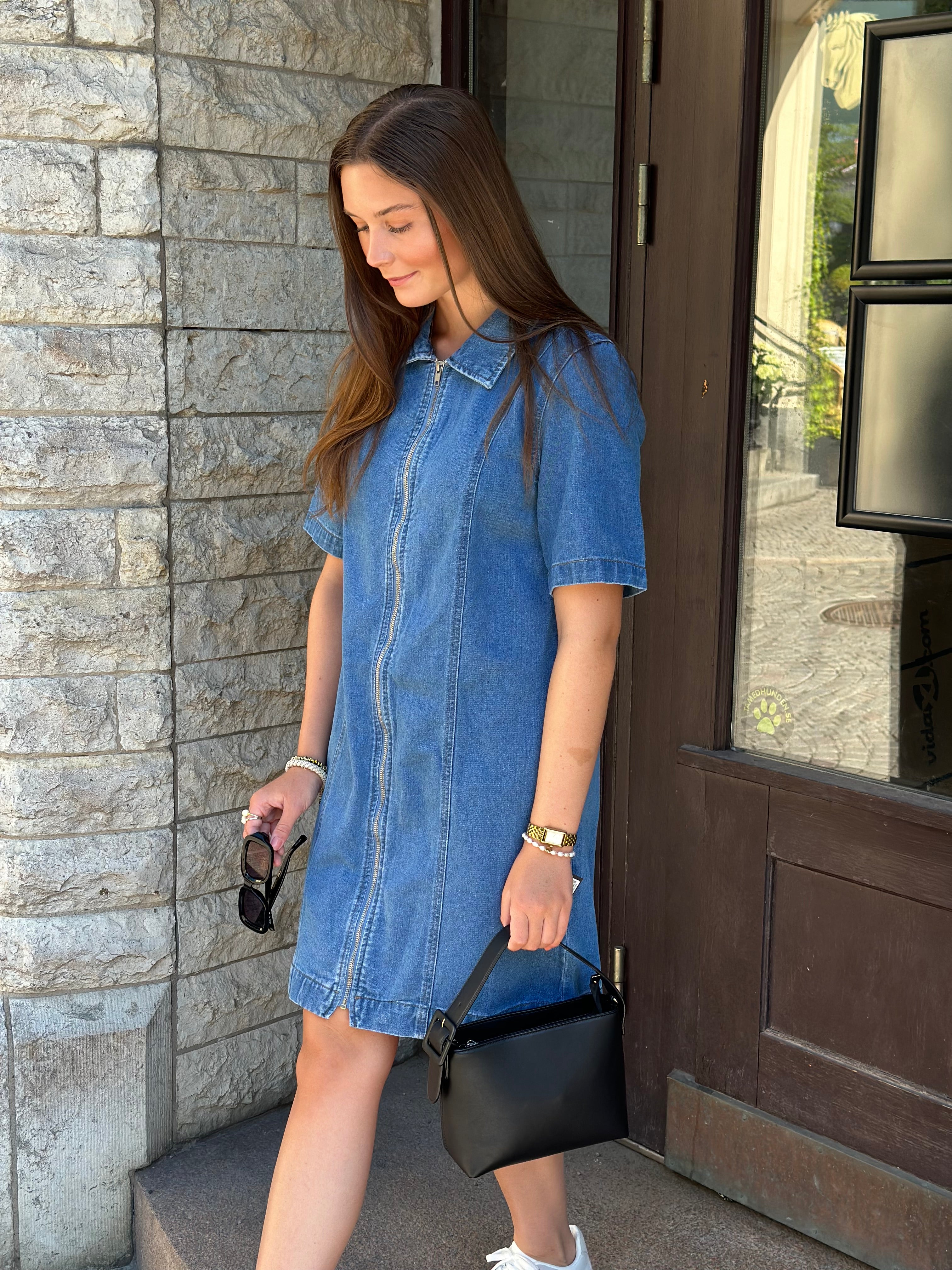 ONLY - ROSENHEIM ZIP DRESS - LIGHT MEDIUM BLUE DENIM