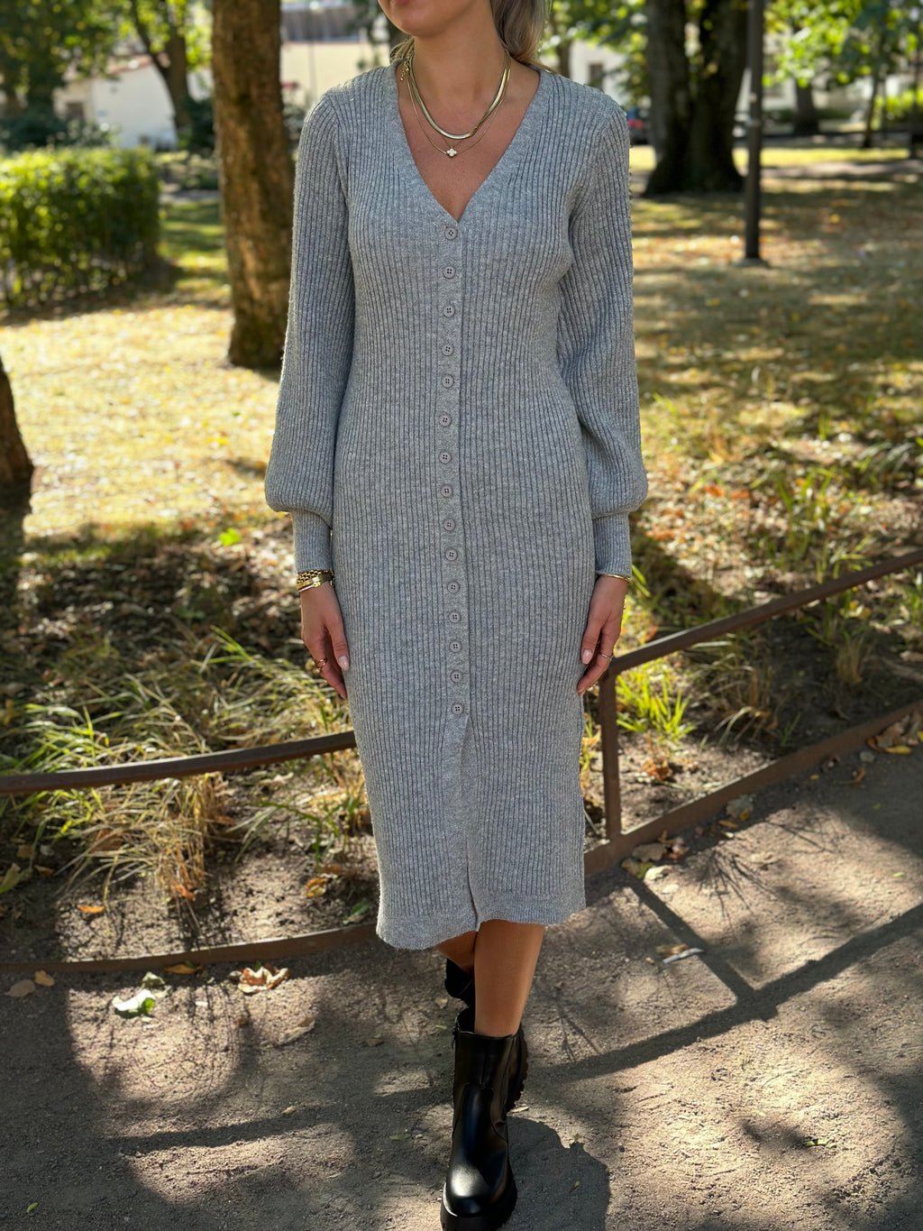 VEROMODA - EVA V-NECK LS RIB DRESS - MEDIUM GREY MELANGE