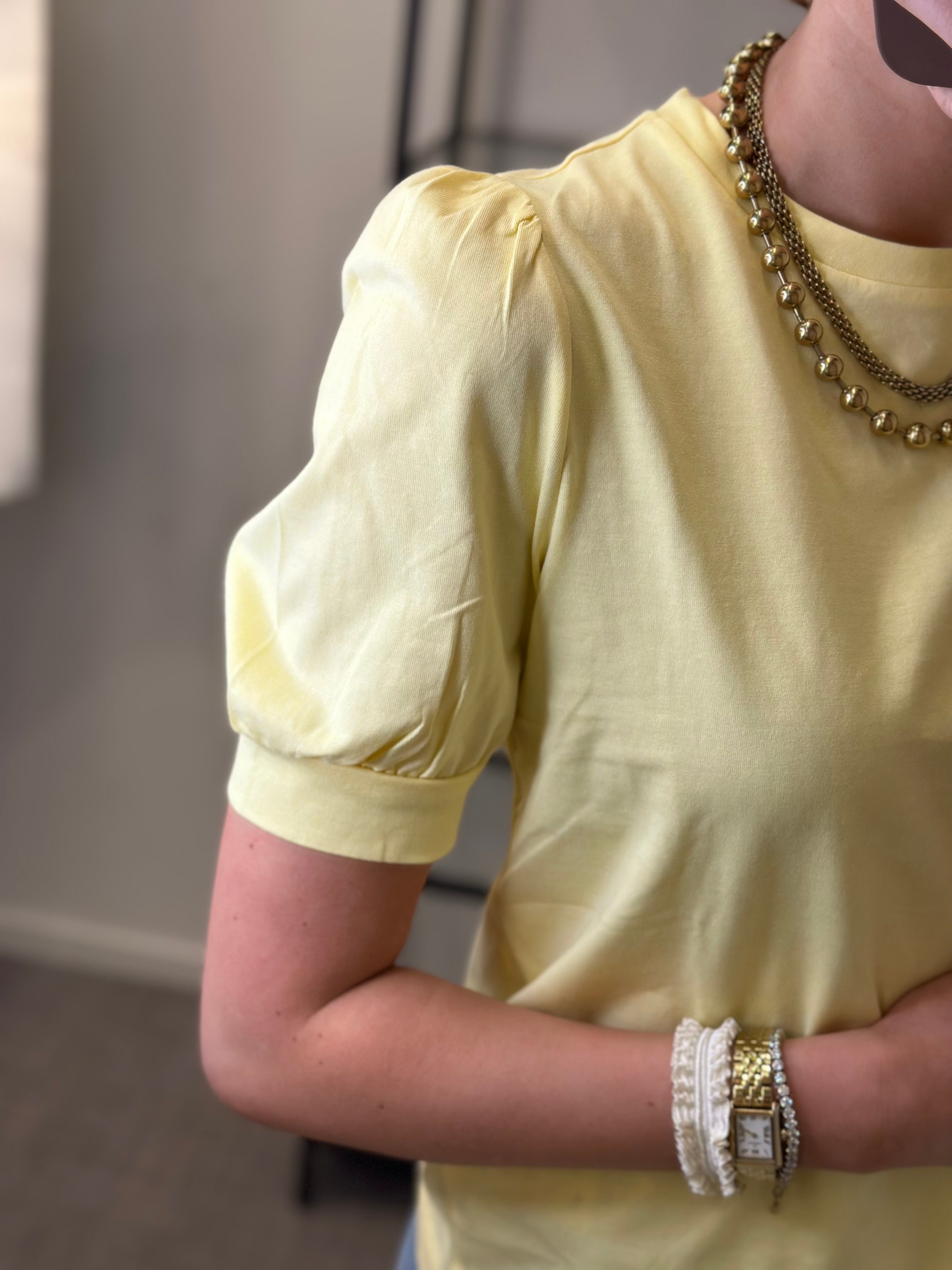 AWARE - KERRY 2/4 O-NECK TOP - LEMON MERINGUE