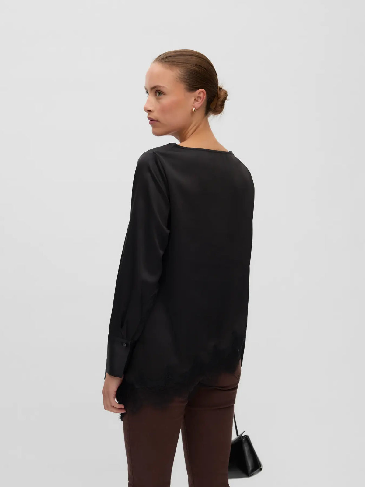 VEROMODA - JULIANNE LS LACE TOP - BLACK/BLACK LACE