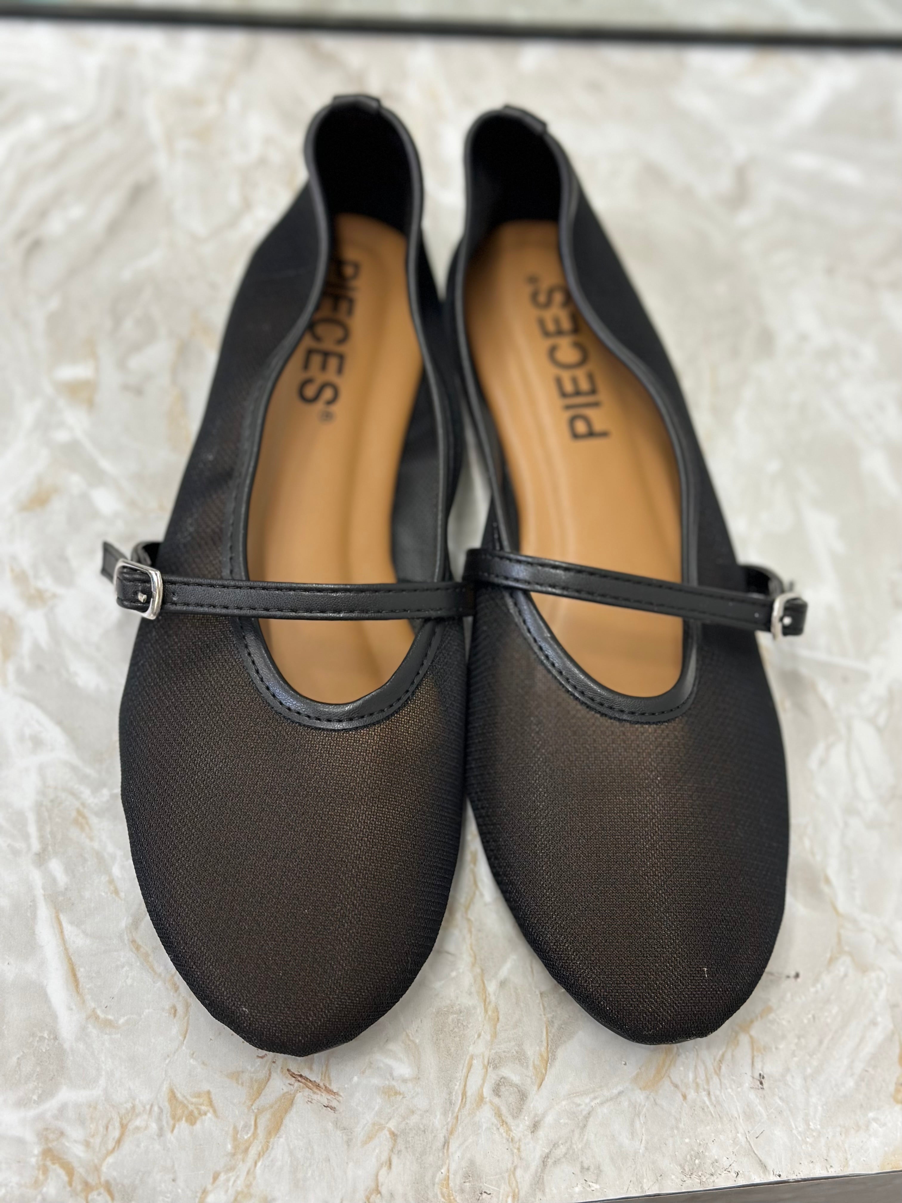 PIECES - STEPH MARY JANE MESH BALLERINA - BLACK