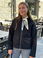 Ladda upp bild till gallerivisning, LEVETÉ ROOM - NISSA TEDDY - BLACK
