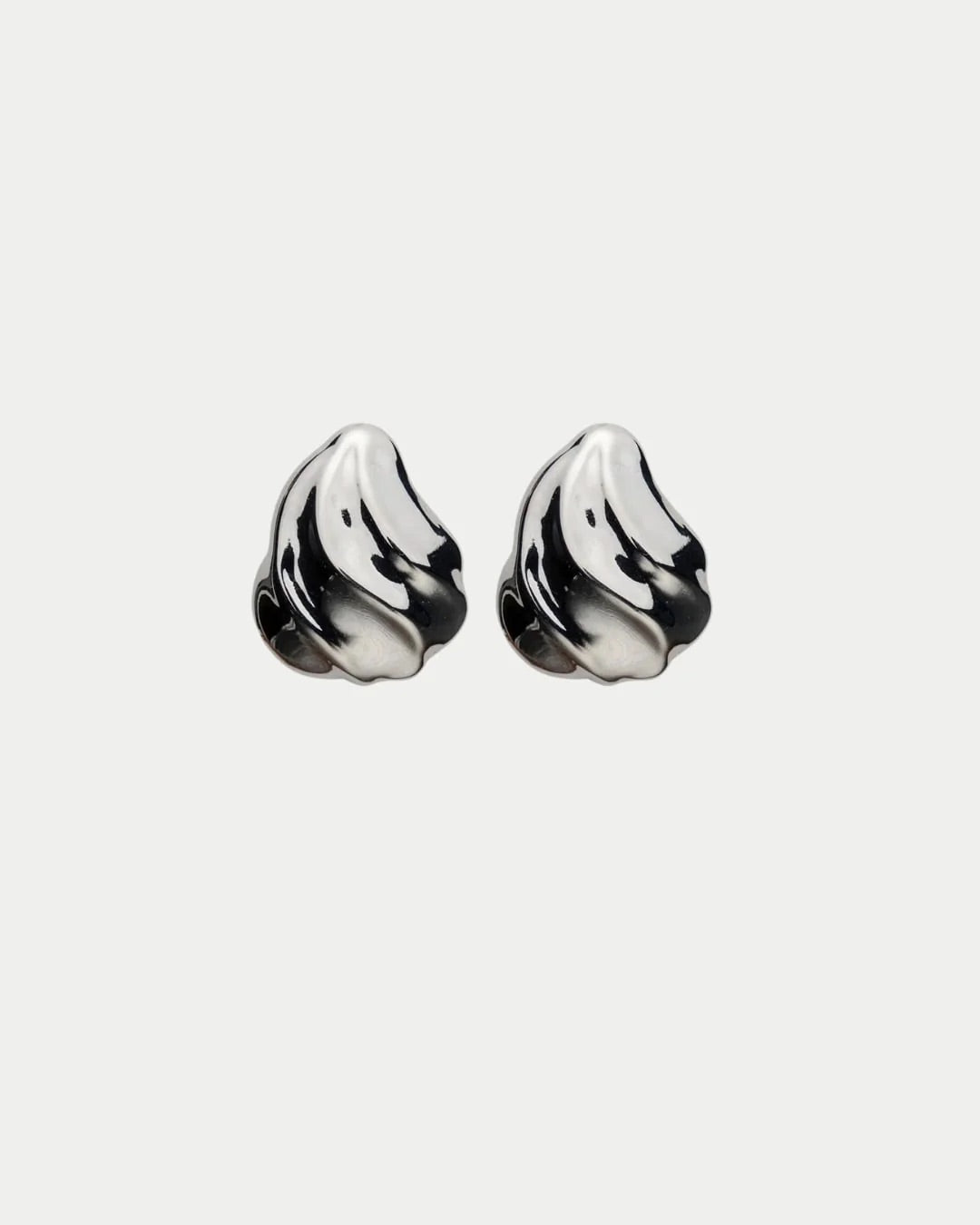 BOW19DETAILS - SWIRL EARRINGS - SILVER