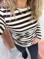 Ladda upp bild till gallerivisning, MARTA - RANDIG TRÖJA 7702 - MORO
