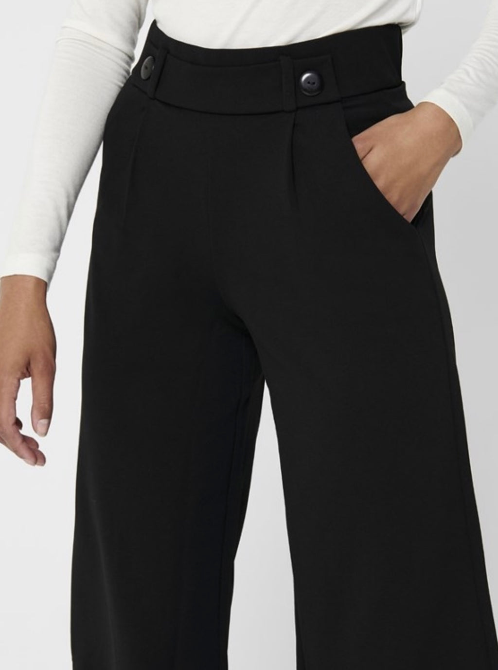 JDY - GEGGO NEW ANCLE PANTS - BLACK/BLACK BUTT