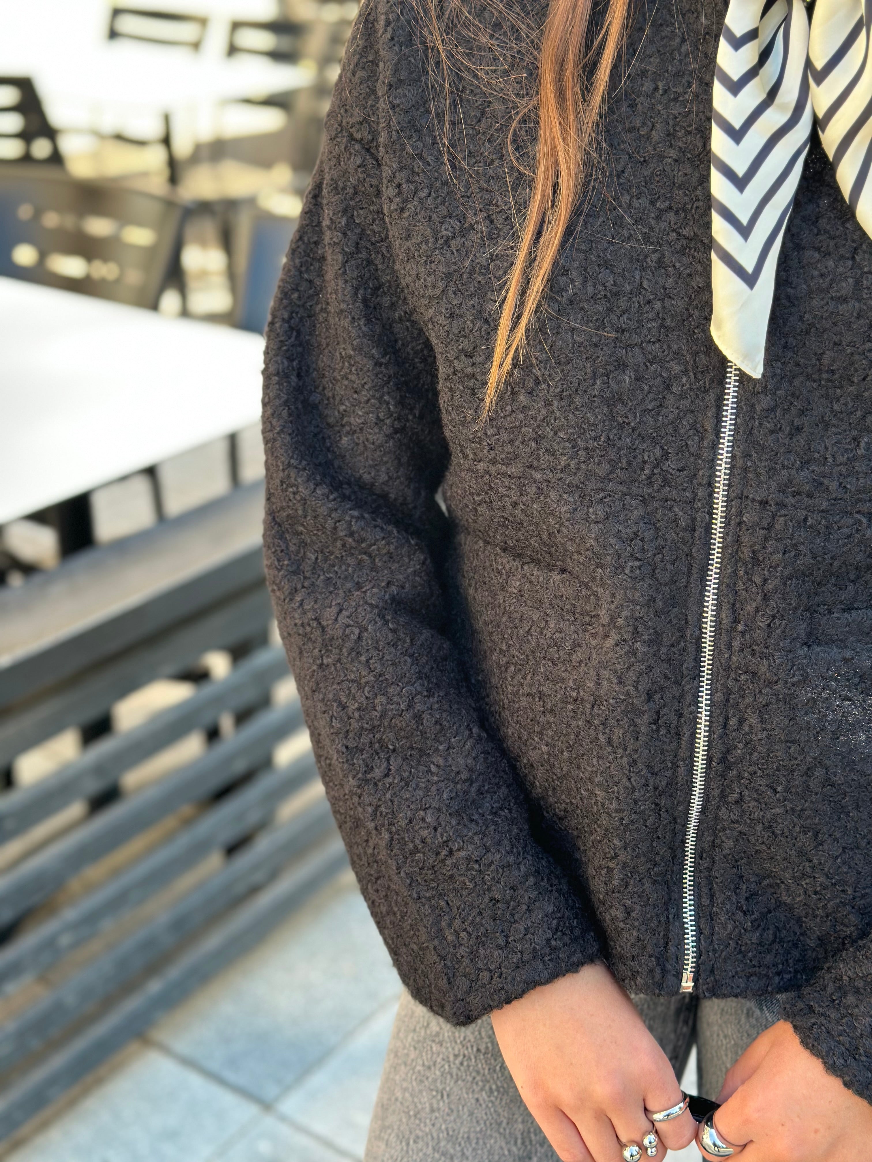 LEVETÉ ROOM - NISSA TEDDY - BLACK