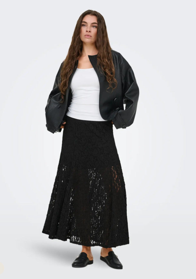 JDY - GALLAS LONG LACE SKIRT - BLACK
