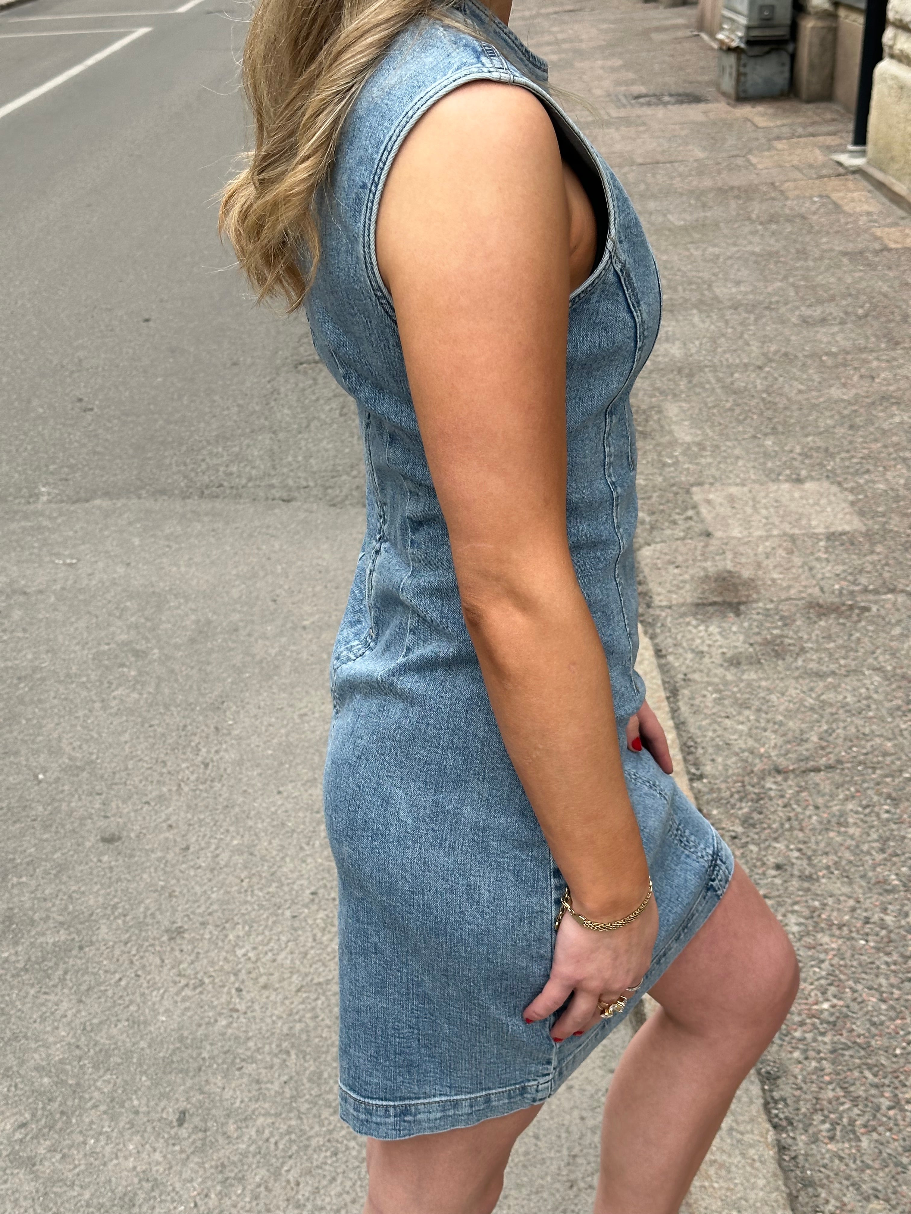 ONLY - BLAIR SL DNM DRESS - LIGHT BLUE DENIM
