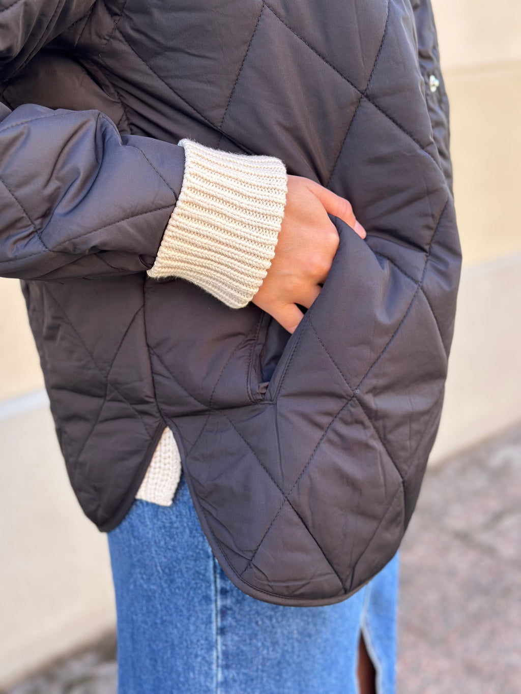 PIECES - STELLA QUILTED JACKET - BLACK