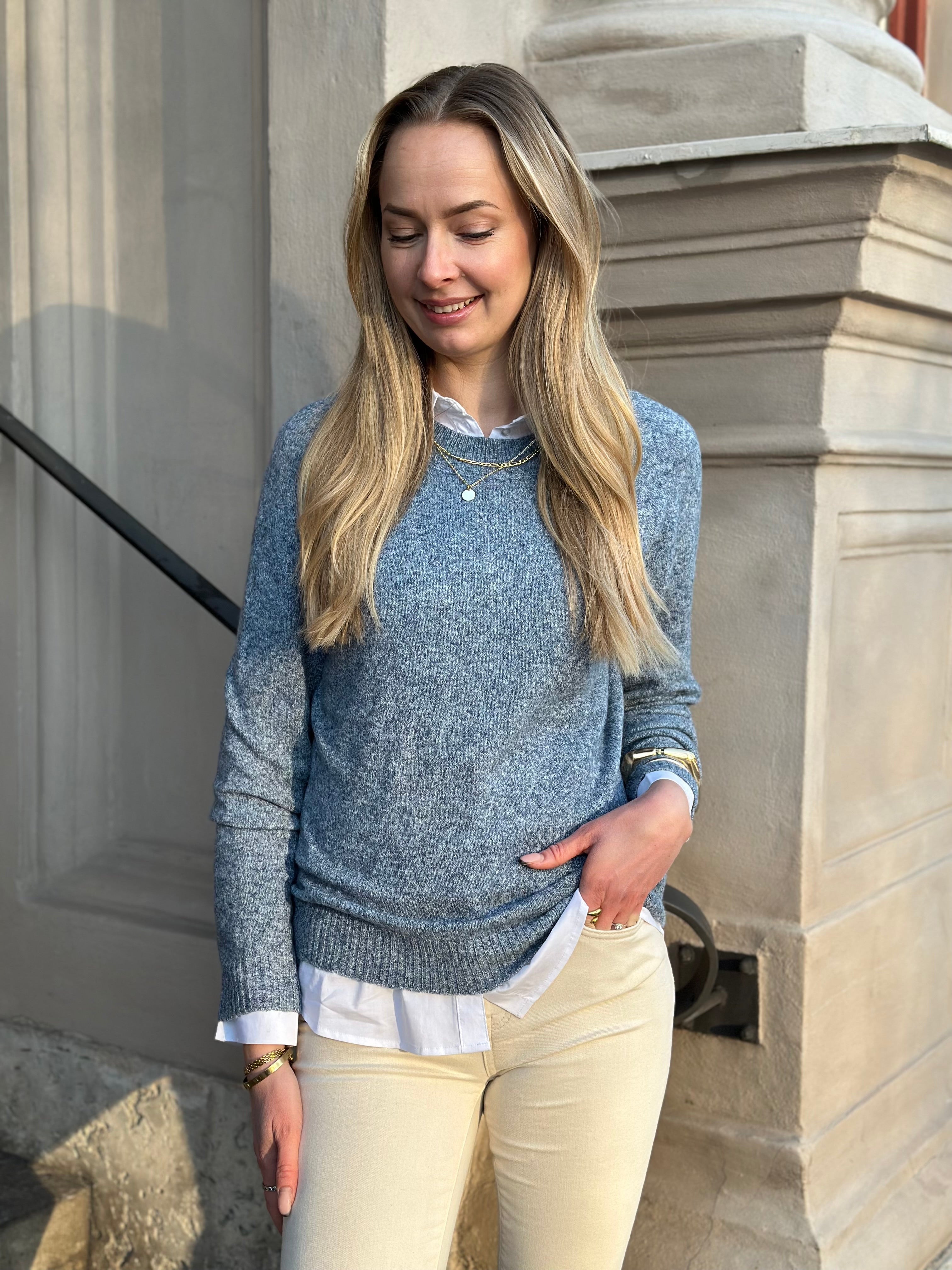VEROMODA - DOFFY LS O-NECK BLOUSE - DARK DENIM/WHITE