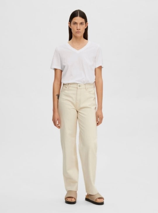 SELECTED FEMME - ESSENTIAL SS V-NECK TEE - WHITE