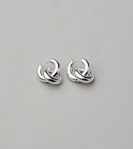 BOW19 DETAILS - KNOT EARRINGS - SILVER