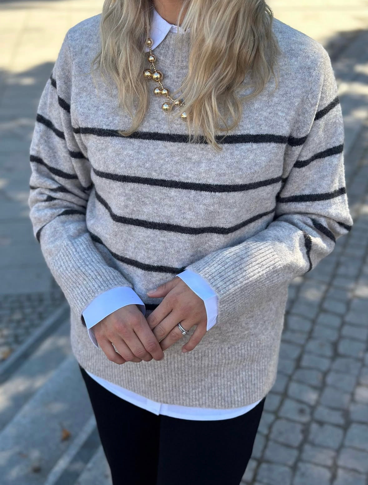 VEROMODA - FLAWLESS LS O-NECK PULLOVER - SILVER MINK/DARK GREY