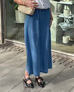 Ladda upp bild till gallerivisning, ONLY - PEMA VENEDIG LONG SKIRT DENIM - MEDIUM BLUE DENIM
