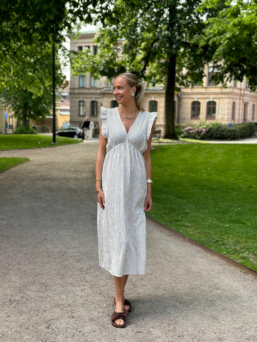 JÖRLEVIK - STRIPE DRESS - BEIGE