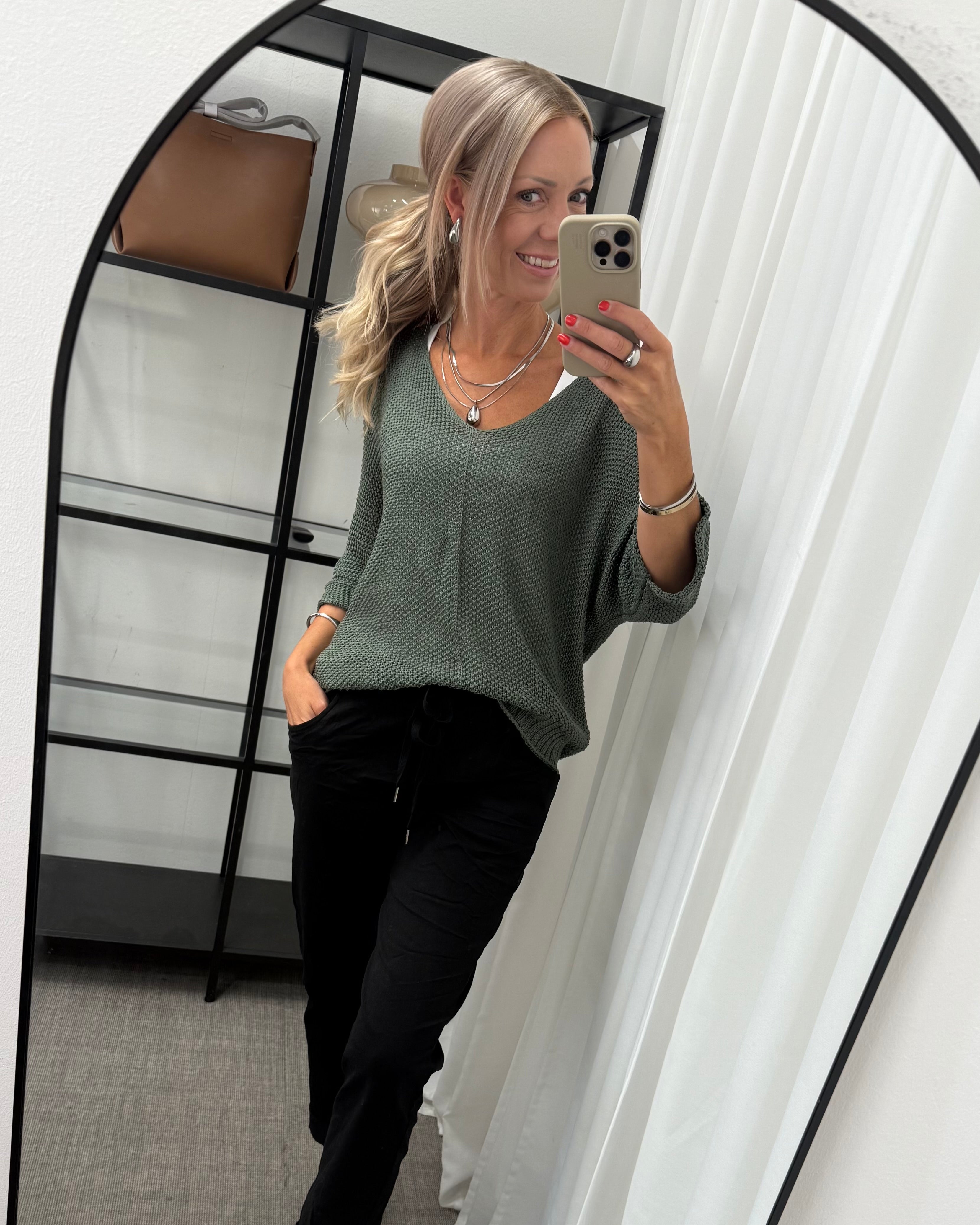 MARTA - STICKAD TRÖJA 7010 - MILITARY