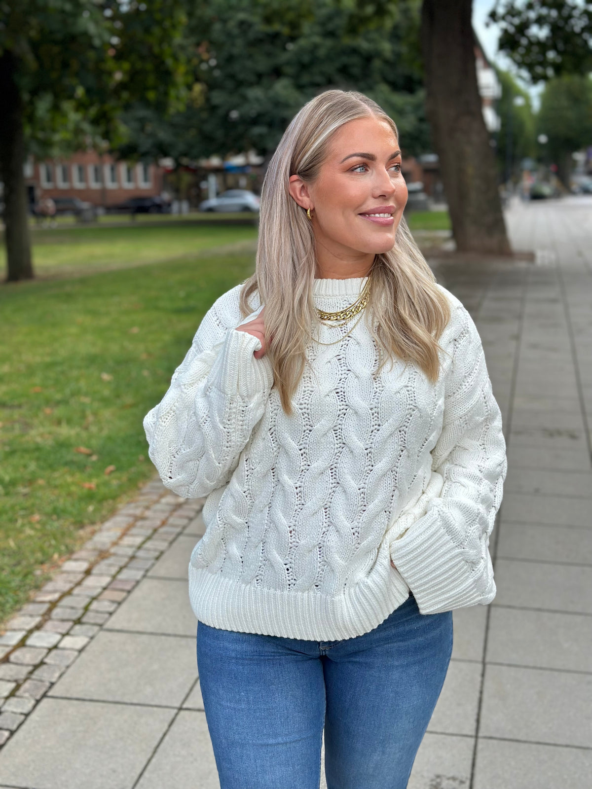 VERO MODA - SVEA THEA LS O-NECK CABLE PULLOVER - SNOW WHITE